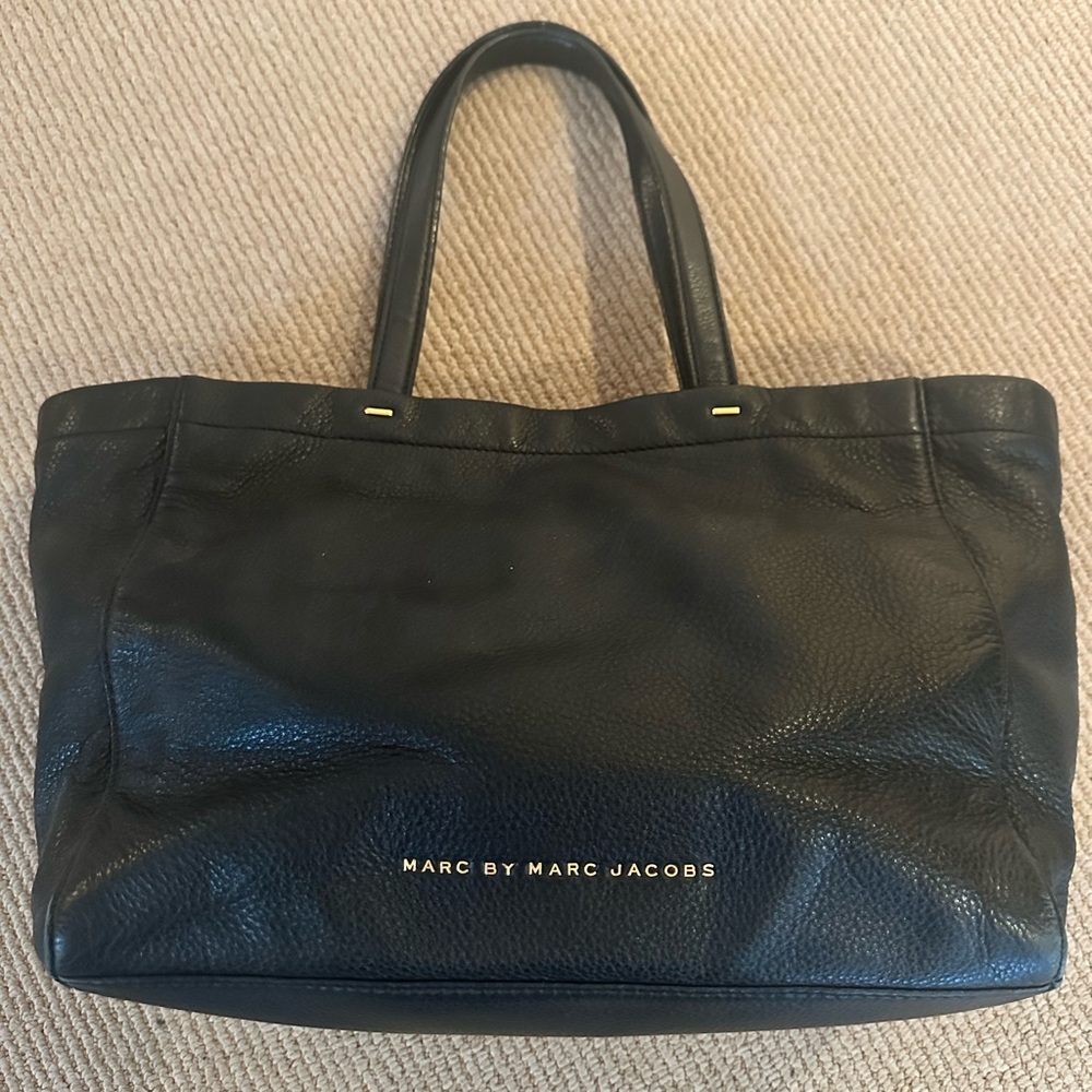 Black leather tote